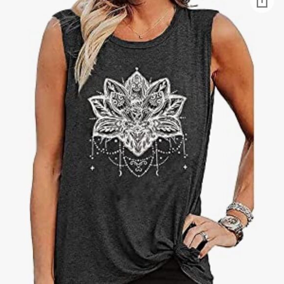 Lotus flower tank top - Picture 1 of 2